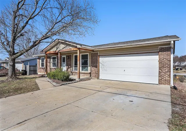 Photo 1 of Single Family Residence at 4117 Mcclay Rd, Saint Charles, MO 63304 | MLS# MIS25014498 |  | Sold on 2025-05-28