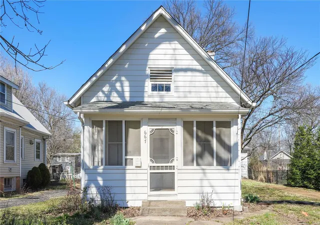 Single Family Residence at 667 Atalanta Ave, Saint Louis, MO 63119 | MLS# MIS25014597 | | Sold on 2025-04-23