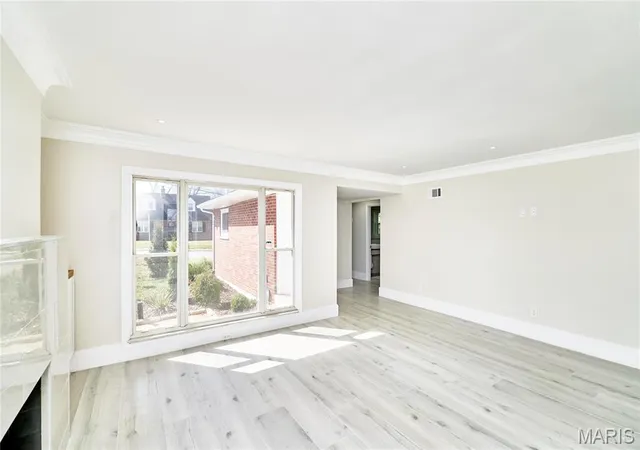 Photo 2 of Single Family Residence at 601 Brotherton Ln, Saint Louis, MO 63135 | MLS# MIS25014600 | | Sold on 2025-07-24