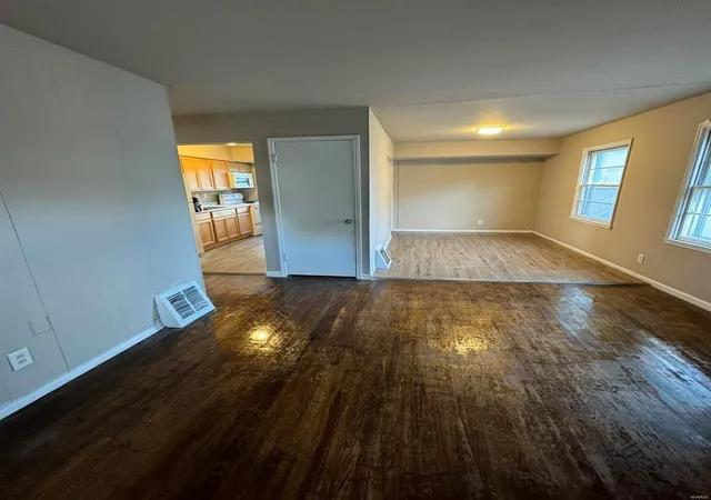 Photo 3 of Single Family Residence at 10419 Balmoral Dr, Saint Louis, MO 63137 | MLS# MIS25014607 |  | Sold on 2025-07-02