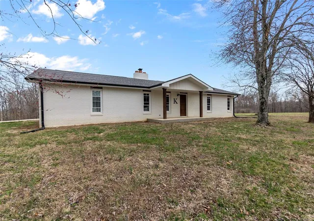 Photo 3 of Single Family Residence at 18714 State Hwy 51, Marble Hill, MO 63764 | MLS# MIS25014626 | | Sold on 2025-04-21