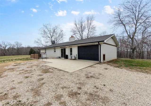 Photo 4 of Single Family Residence at 18714 State Hwy 51, Marble Hill, MO 63764 | MLS# MIS25014626 | | Sold on 2025-04-21