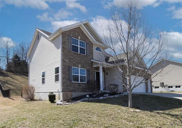 Photo 3 of Single Family Residence at 3065 Cambridge View Ct, Saint Louis, MO 63129 | MLS# MIS25014675 | | Sold on 2025-05-01