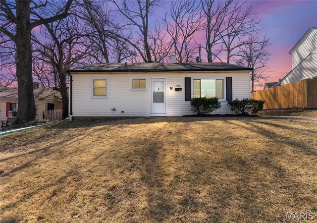 Photo 1 of Single Family Residence at 7780 Williams Ct, Saint Louis, MO 63143 | MLS# MIS25014729 | | Sold on 2025-08-28