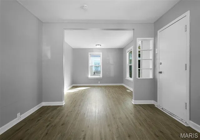 Photo 4 of Single Family Residence at 2430 Wallis Ave, Saint Louis, MO 63114 | MLS# MIS25014838 | | Sold on 2025-08-18