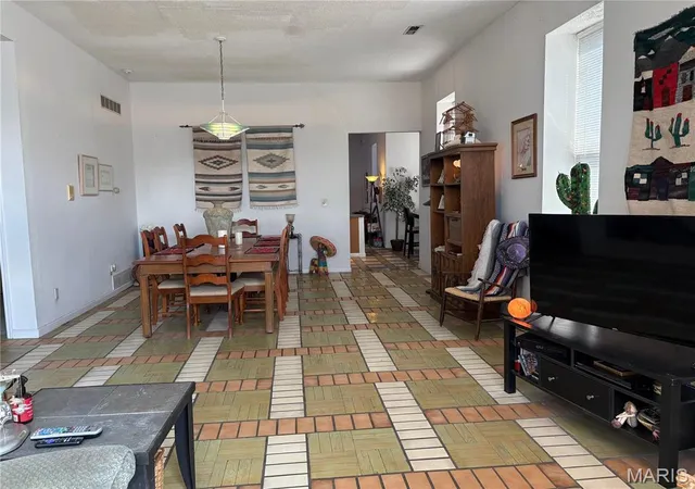 Photo 3 of Multi Family at 4149 Shenandoah Ave, Saint Louis, MO 63110 | MLS# MIS25014948 | | Sold on 2025-08-18