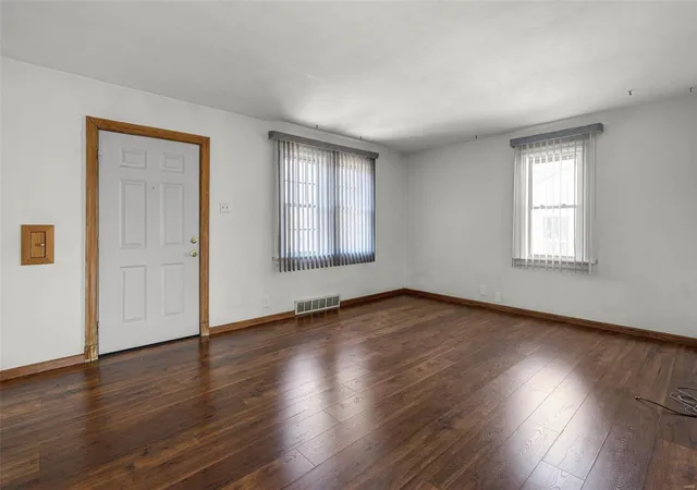 Photo 2 of Single Family Residence at 2994 Walton Rd, Saint Louis, MO 63114 | MLS# MIS25015124 |  | Sold on 2025-04-15