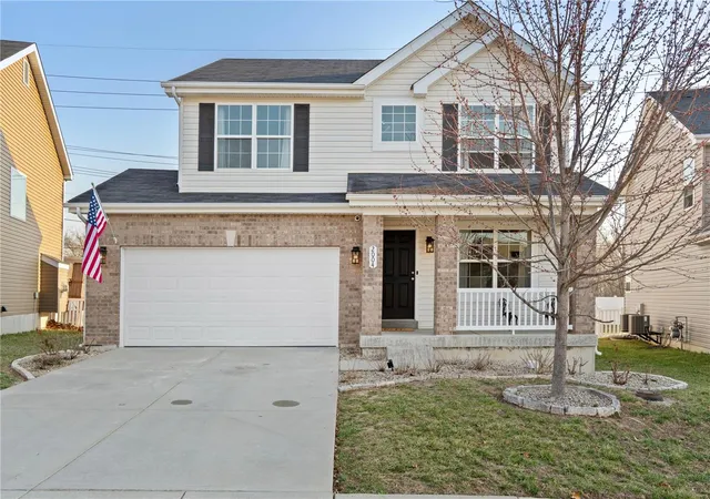 Single Family Residence at 2004 Maryland Oaks Cir, Saint Louis, MO 63146 | MLS# MIS25015206 |  | Sold on 2025-04-30