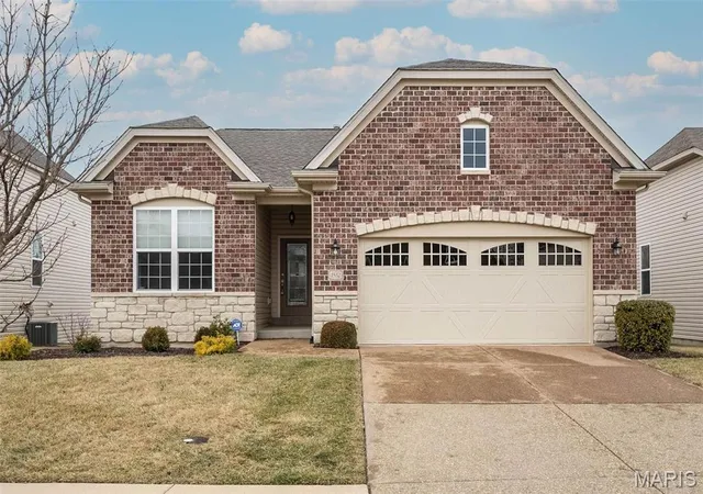 Villa at 1532 Woodside Hills Dr, Saint Peters, MO 63376 | MLS# MIS25015294 | | Sold on 2025-05-15