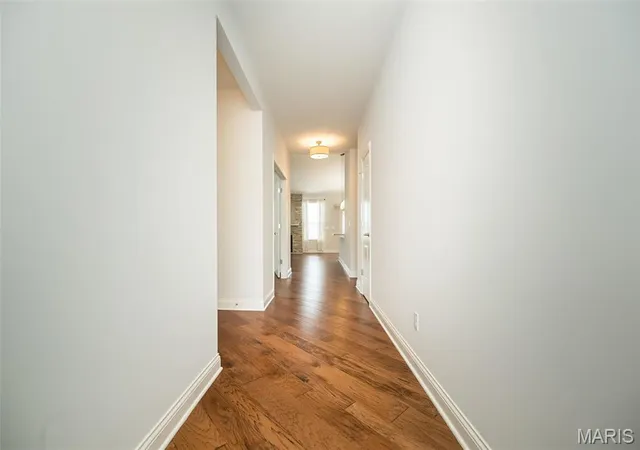 Photo 4 of Villa at 1532 Woodside Hills Dr, Saint Peters, MO 63376 | MLS# MIS25015294 | | Sold on 2025-05-15
