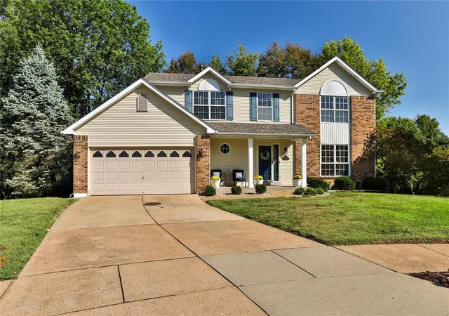 Single Family Residence at 2153 Telford Dr, Saint Louis, MO 63125 | MLS# MIS25015410 | | Sold on 2025-06-11