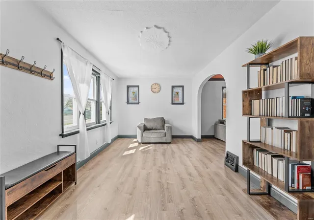 Photo 4 of Single Family Residence at 9340 Mackenzie Rd, Saint Louis, MO 63123 | MLS# MIS25015424 | | Sold on 2025-04-18