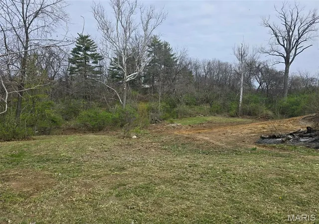 Photo 13 of Land for sale at 3943 Torch Club Rd, Alton, IL 62002 | MLS# MIS25015428 | Listing updated on 2026-04-28