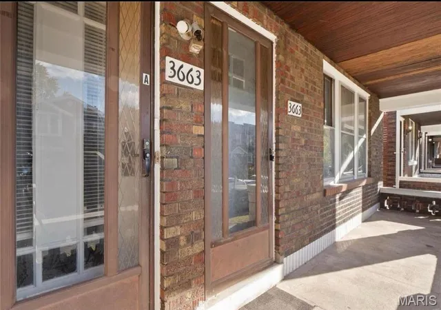 Photo 3 of Multi Family at 3663 Montana St, Saint Louis, MO 63116 | MLS# MIS25015565 | | Sold on 2025-11-20