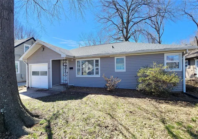 5th image of 639 N 38Th St, Belleville, IL 62226 | MLS# MIS25015746