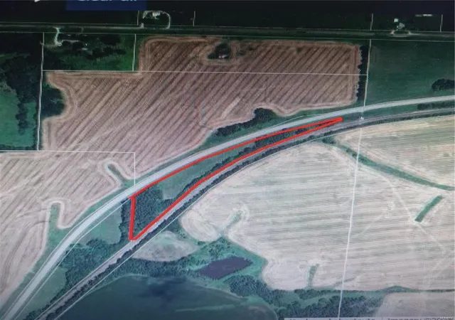 Photo 5 of Agriculture at 5 Hwy 24, Paris, MO 65275 | MLS# MIS25016045 | | Sold on 2025-06-13