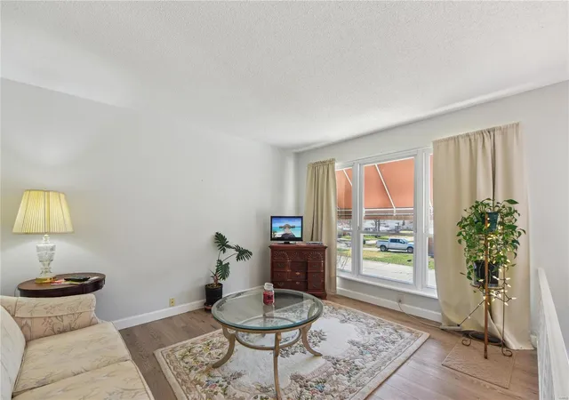 Photo 1 of Single Family Residence at 4643 Candace Dr, Saint Louis, MO 63123 | MLS# MIS25016056 | | Sold on 2025-05-14