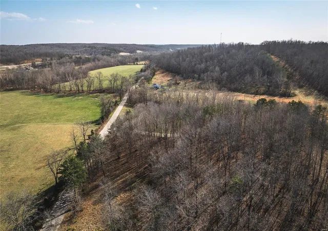Photo 4 of Farm at 1860 Madison 417, Fredericktown, MO 63645 | MLS# MIS25016062 |  | Sold on 2025-04-25