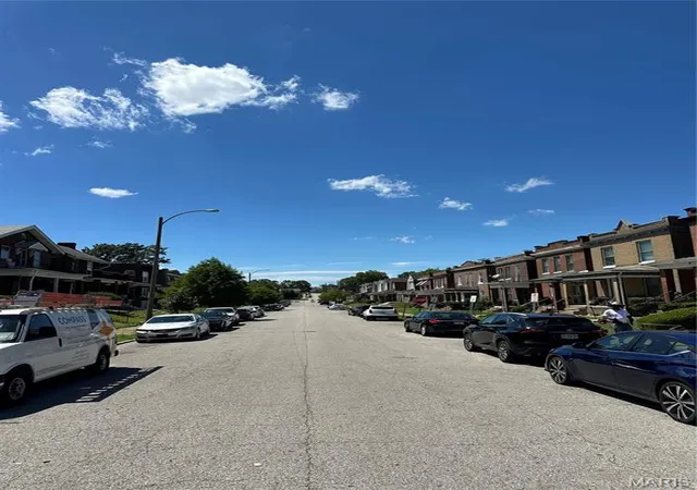 Photo 2 of Multi Family at 5144 Wabada Ave, Saint Louis, MO 63113 | MLS# MIS25016130 | | Sold on 2025-09-16