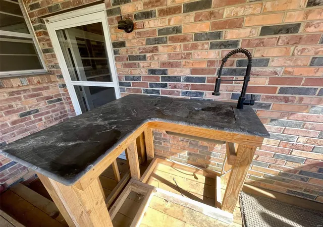 Photo 4 of Single Family Residence at 505 Union St, Marble Hill, MO 63764 | MLS# MIS25016227 |  | Sold on 2025-04-14