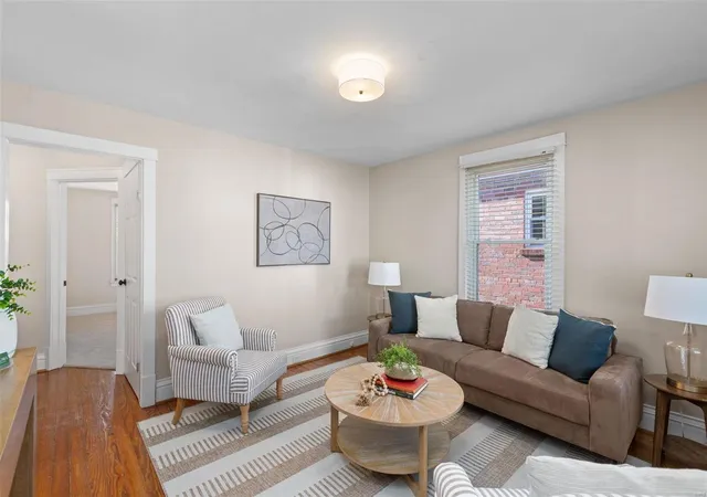 Photo 3 of Single Family Residence at 6808 Parkwood Pl, Saint Louis, MO 63116 | MLS# MIS25016239 |  | Sold on 2025-04-22