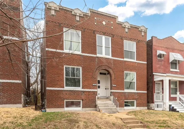 Condo for sale at 2714 Texas Ave, Saint Louis, MO 63118 | MLS# MIS25016258 | Listing updated on 2025-09-18