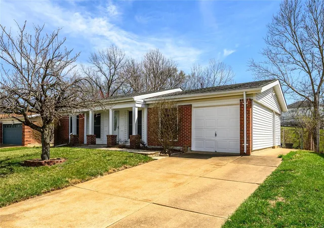 Photo 1 of Single Family Residence at 3322 Cordes Dr, Saint Louis, MO 63125 | MLS# MIS25016266 |  | Sold on 2025-04-16