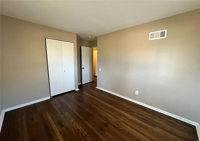 Photo 4 of Single Family Residence at 1517 Crossett Dr, Saint Louis, MO 63138 | MLS# MIS25016340 | | Sold on 2025-06-26