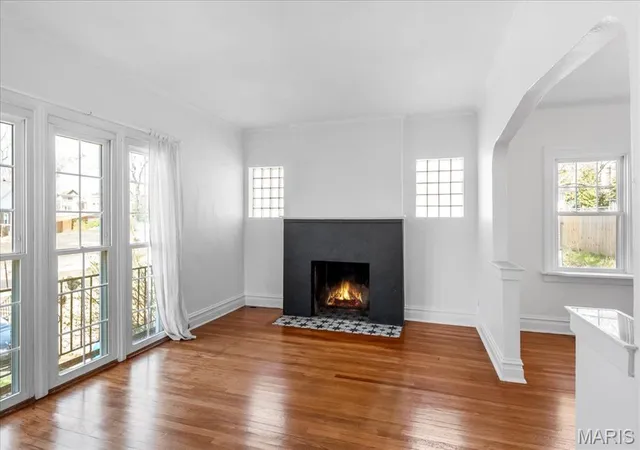Photo 4 of Single Family Residence at 806 Webster Ct, Saint Louis, MO 63119 | MLS# MIS25016391 |  | Sold on 2025-05-09