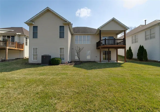 Photo 2 of Single Family Residence at 2152 Hawks Landing Dr #E, Lake Saint Louis, MO 63367 | MLS# MIS25016450 | | Sold on 2025-05-02