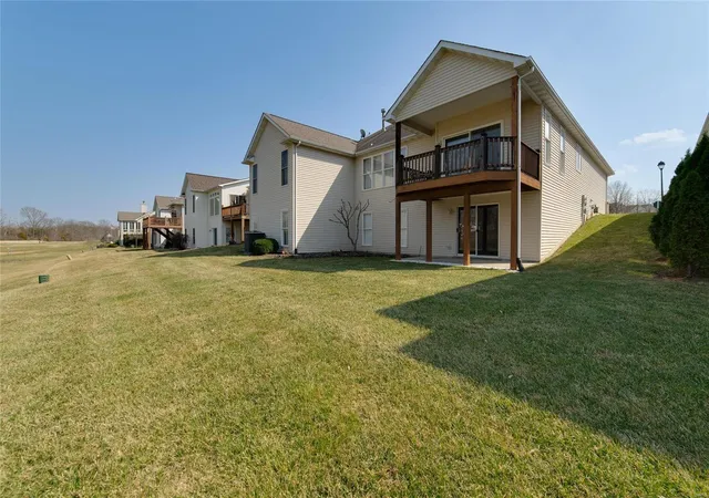 Photo 3 of Single Family Residence at 2152 Hawks Landing Dr #E, Lake Saint Louis, MO 63367 | MLS# MIS25016450 | | Sold on 2025-05-02