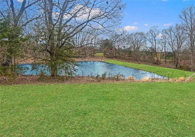 Photo 2 of Farm at 27 Hwy E, New Haven, MO 63068 | MLS# MIS25016457 |  | Sold on 2025-05-09