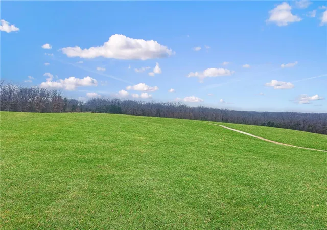 Photo 3 of Farm at 27 Hwy E, New Haven, MO 63068 | MLS# MIS25016457 |  | Sold on 2025-05-09