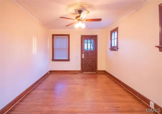 Single family home for sale at 9117 Meadowbrook Ln, Saint Louis, MO 63114 | MLS# MIS25016478 | Listing updated on 2025-06-30