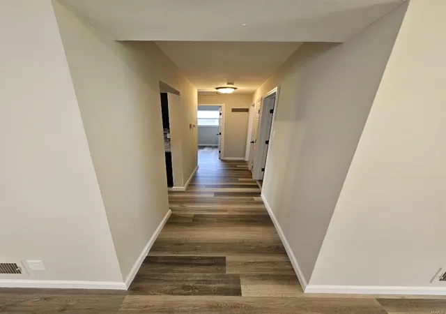 Photo 3 of Single Family Residence at 10750 Glen Garry Rd, Saint Louis, MO 63137 | MLS# MIS25016512 |  | Sold on 2025-06-20