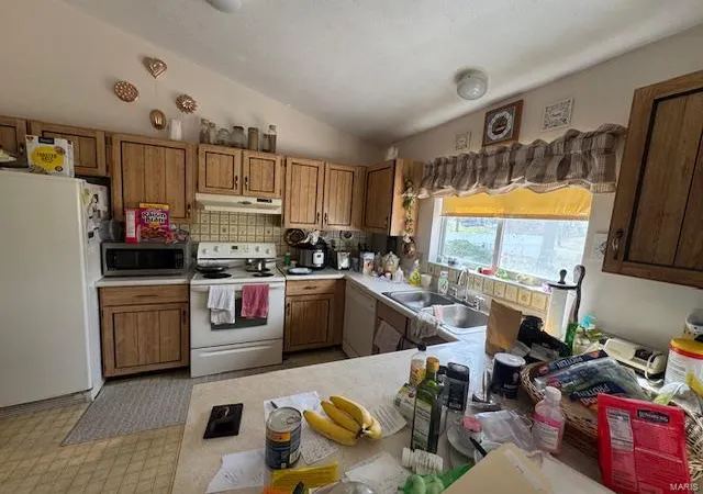 Photo 1 of Single Family Residence at 4589 Clearbrook Dr, Saint Charles, MO 63304 | MLS# MIS25016543 | | Sold on 2025-04-11