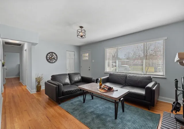 Photo 1 of Single Family Residence at 1267 Darding Dr, Saint Louis, MO 63125 | MLS# MIS25016597 | | Sold on 2025-06-20