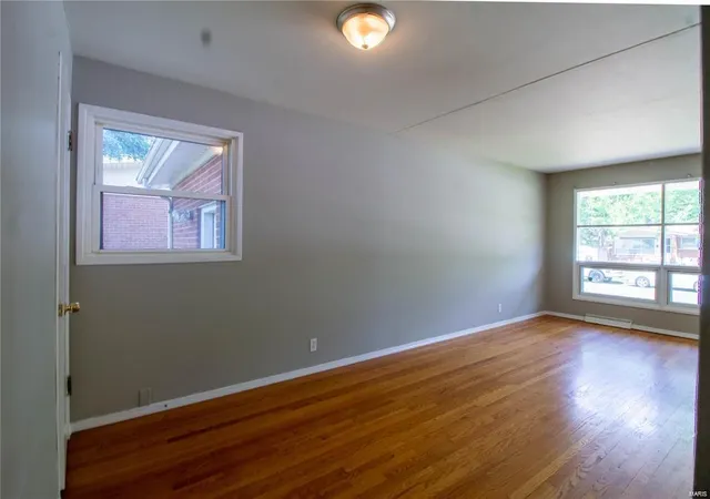 Photo 2 of Single Family Residence at 9747 Venice Dr, Saint Louis, MO 63136 | MLS# MIS25016612 | | Sold on 2025-05-07