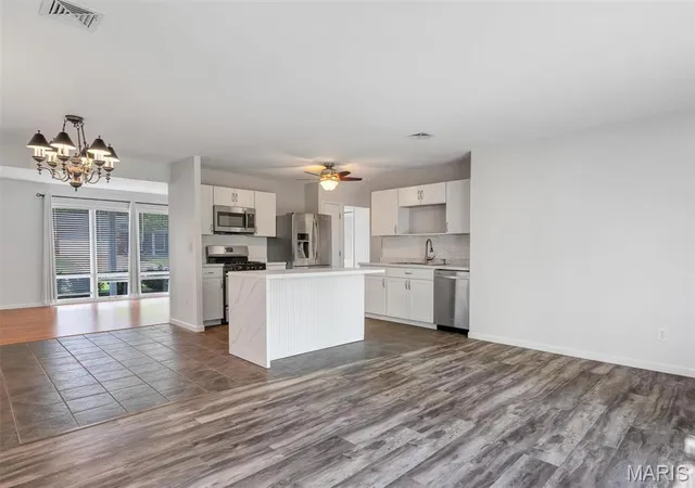 Photo 1 of Single Family Residence at 4818 Holmeswood Ct, Saint Louis, MO 63128 | MLS# MIS25016717 |  | Sold on 2025-06-06