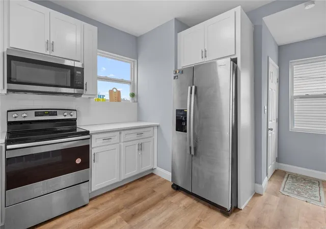 Photo 3 of Single Family Residence at 331 Lenhardt Ave, Saint Louis, MO 63125 | MLS# MIS25016795 |  | Sold on 2025-05-28