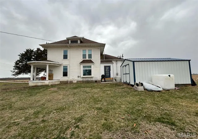 Photo 2 of Single Family Residence at 1106 W Jackson St, Albany, MO 64402 | MLS# MIS25017117 |  | Sold on 2025-07-22
