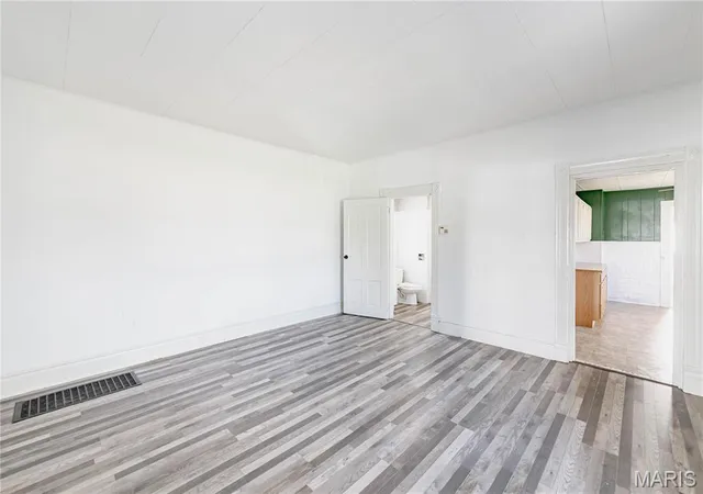 Photo 4 of Single Family Residence at 8432 Tennessee Ave, Saint Louis, MO 63125 | MLS# MIS25017269 |  | Sold on 2025-09-23
