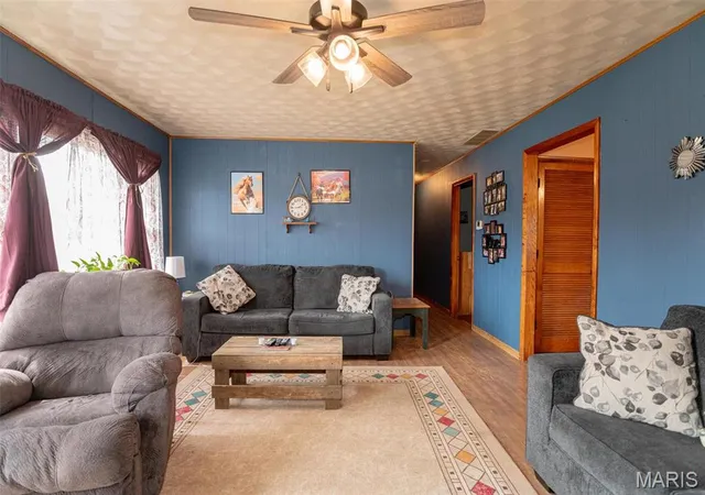 Photo 3 of Single Family Residence at 9073 W Red Oak Rd, Rosebud, MO 63091 | MLS# MIS25017459 |  | Sold on 2025-07-21