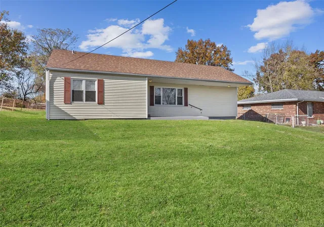 Photo 1 of Single Family Residence at 8331 Acorn Ave, Saint Louis, MO 63123 | MLS# MIS25017720 | | Sold on 2025-05-02