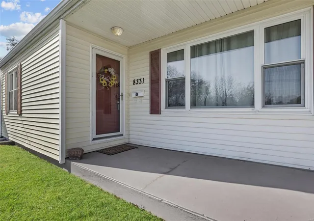 Photo 2 of Single Family Residence at 8331 Acorn Ave, Saint Louis, MO 63123 | MLS# MIS25017720 | | Sold on 2025-05-02