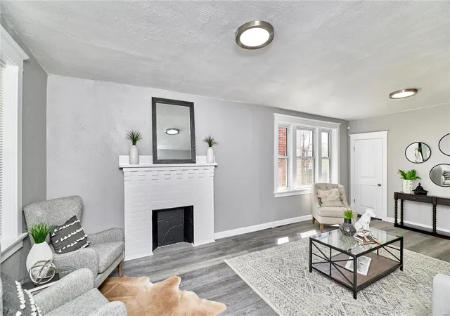 Photo 3 of Single Family Residence at 3132 Osceola St, Saint Louis, MO 63111 | MLS# MIS25017788 |  | Sold on 2025-05-02