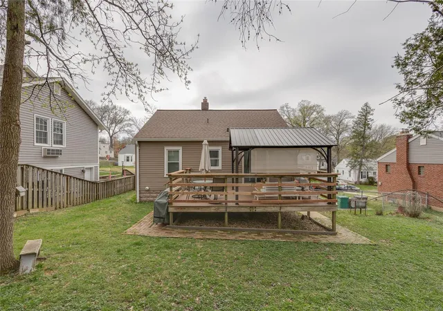Photo 4 of Single Family Residence at 1328 Drayton Ave, Saint Louis, MO 63119 | MLS# MIS25017818 | | Sold on 2025-05-08