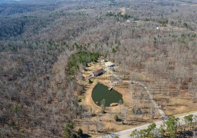 Photo 5 of Single Family Residence at 3533 E Hwy 72, Fredericktown, MO 63645 | MLS# MIS25017851 | | Sold on 2025-04-25
