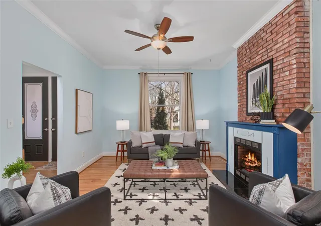 Photo 4 of Single Family Residence at 4326 Hartford St, Saint Louis, MO 63116 | MLS# MIS25017928 |  | Sold on 2025-05-02
