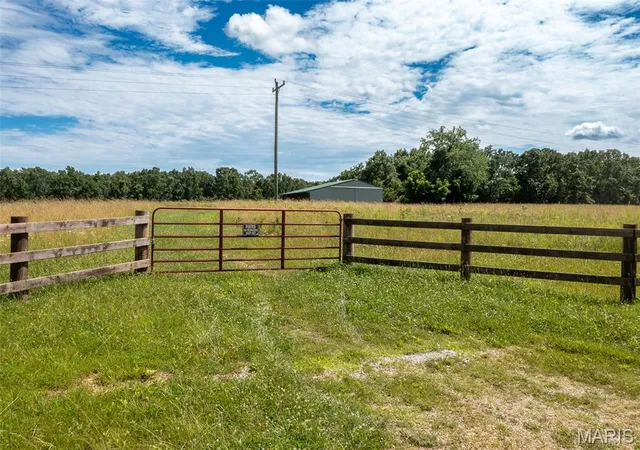 Photo 1 of Farm at 4 Bcr 924, Patton, MO 63662 | MLS# MIS25018059 |  | Sold on 2025-09-26